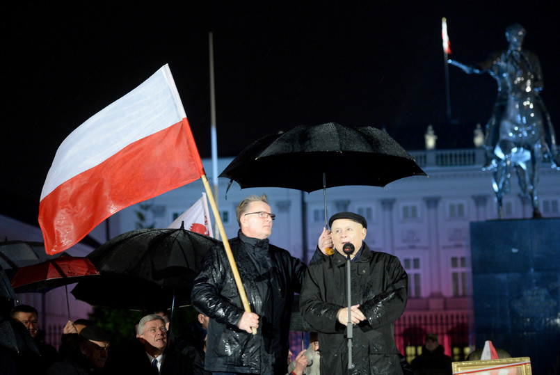 Jarosław Kaczyński podczas obchodów miesięcznicy