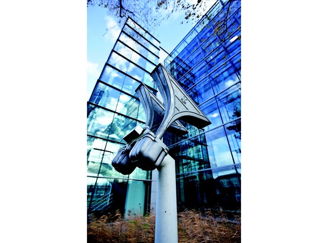 Szklana fabryka Volkswagena w Dreźnie kończy 10 lat