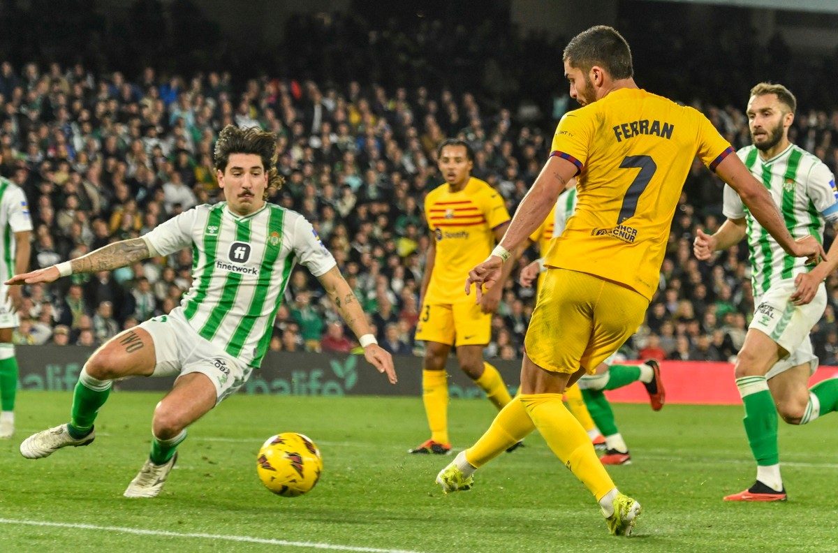 Ferran Torres bohaterem meczu z Betisem Sewilla
