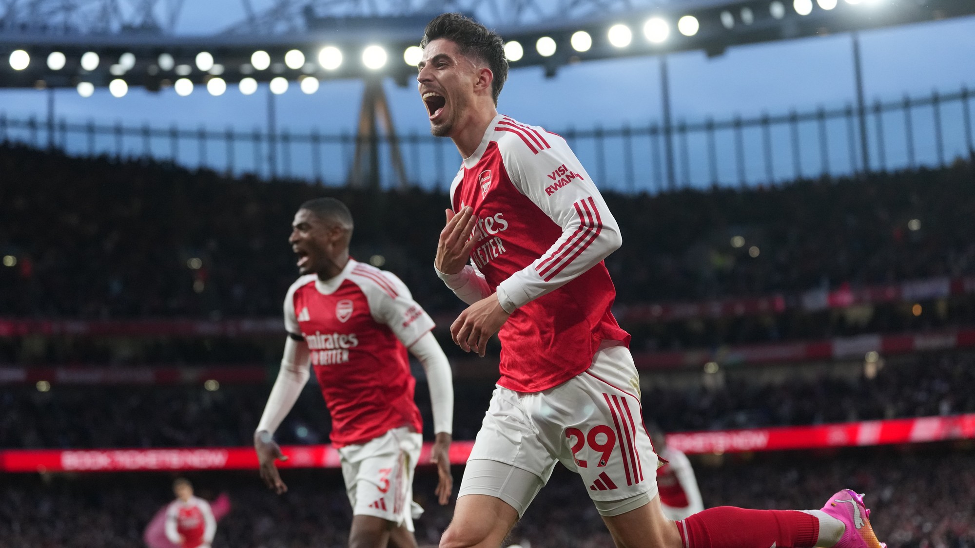 Kai Havertz (Arsenal) oslavuje gól. 