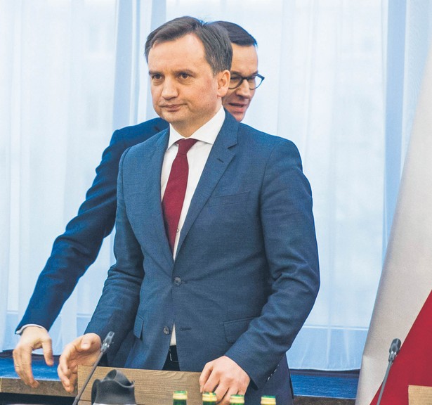 Można spodziewać się starcia Zbigniewa Ziobry z Mateuszem Morawieckim o to, który zostanie delfinem