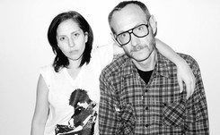 Największe magazyny modowe zrywają współpracę z fotografem gwiazd. 'Molestowanie seksualne jest niedopuszczalne'