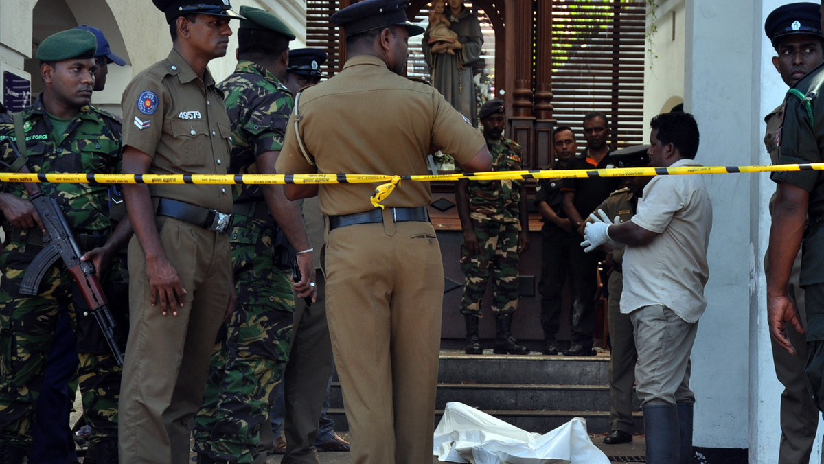 Zamachy na Sri Lance. Prezydent i premier komentują