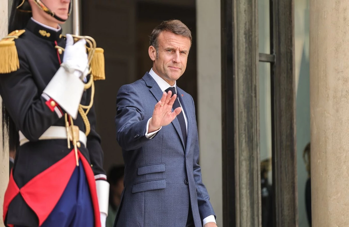  Macron wywrócił stolik. Jaki scenariusz czeka Francję? Albo ja albo...