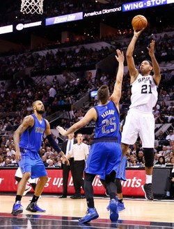 Liga NBA: Rusza nowy sezon NBA. W meczu otwarcia wygrali koszykarze San Antonio Spurs