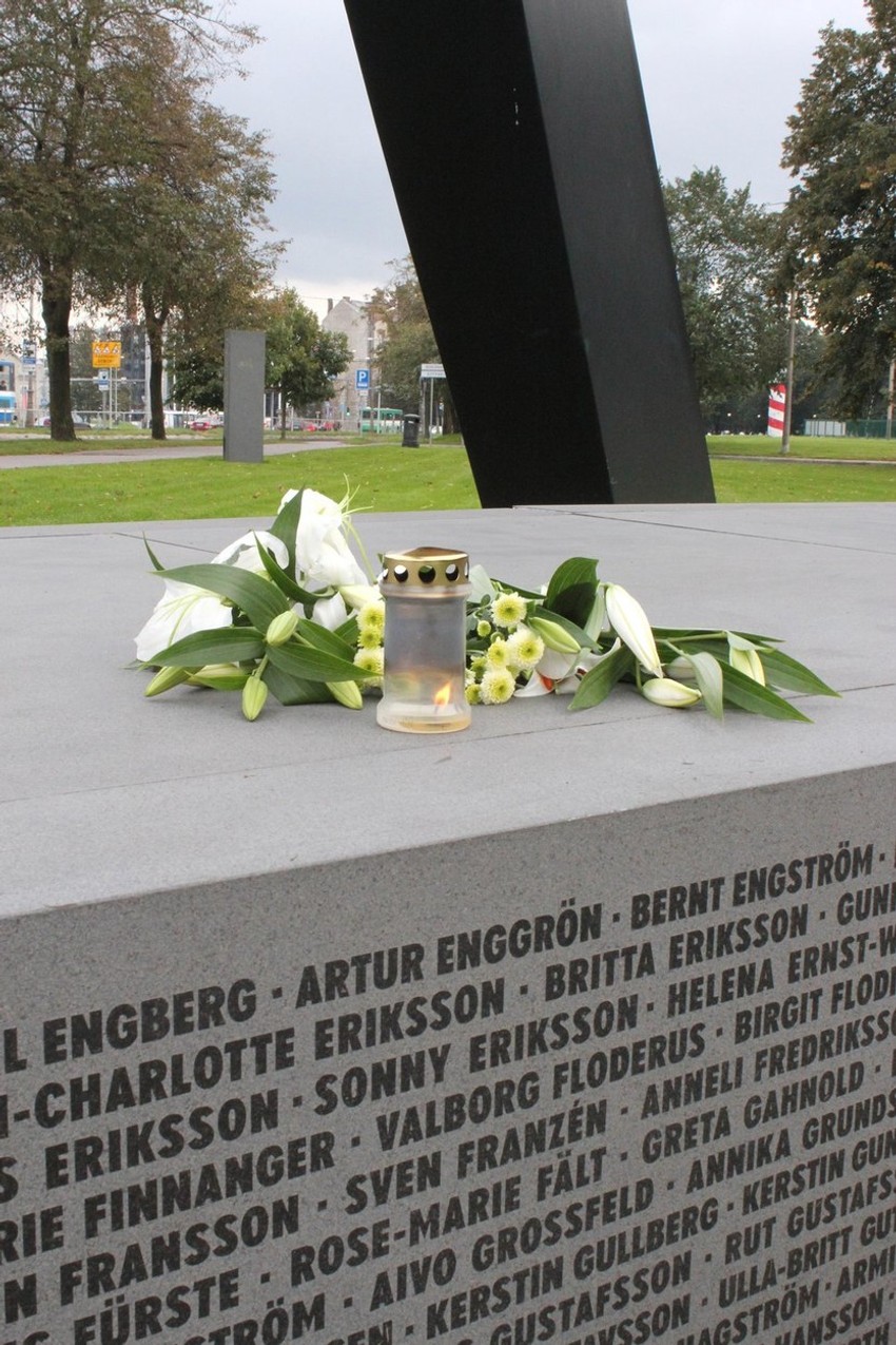 MS Estonija - memorijalna ploča u Talinu