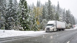 kryzys za kółkiem. płacą 9 tysięcy "na rękę", a chętnych wciąż brakuje