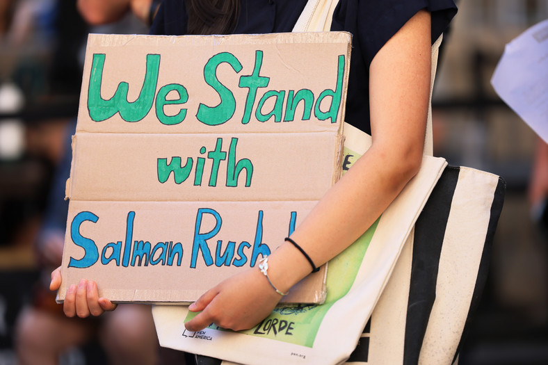 Marsz solidarności z Salmanem Rushdiem, Nowy Jork 