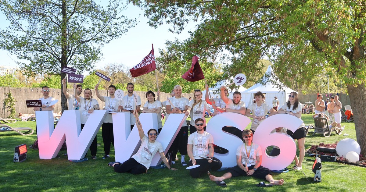 Wielkie Wrocławskie Saunowanie. Światło, lasery, zabawa i kilka tysięcy uczestników!