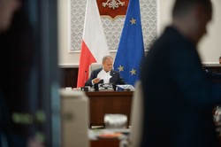 Tusk zabrał głos w sprawie Romanowskiego. Pełnomocnik posła PiS: Będzie pozew