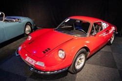 Samochody, które nie tracą na wartości? Są takie - to auta zabytkowe