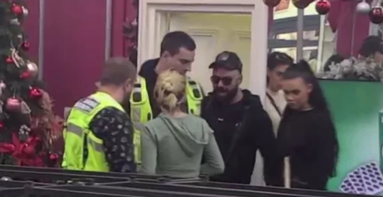 Luka i Sunčica na ivici okršaja: Obezbeđenje uletelo u Elitu 9