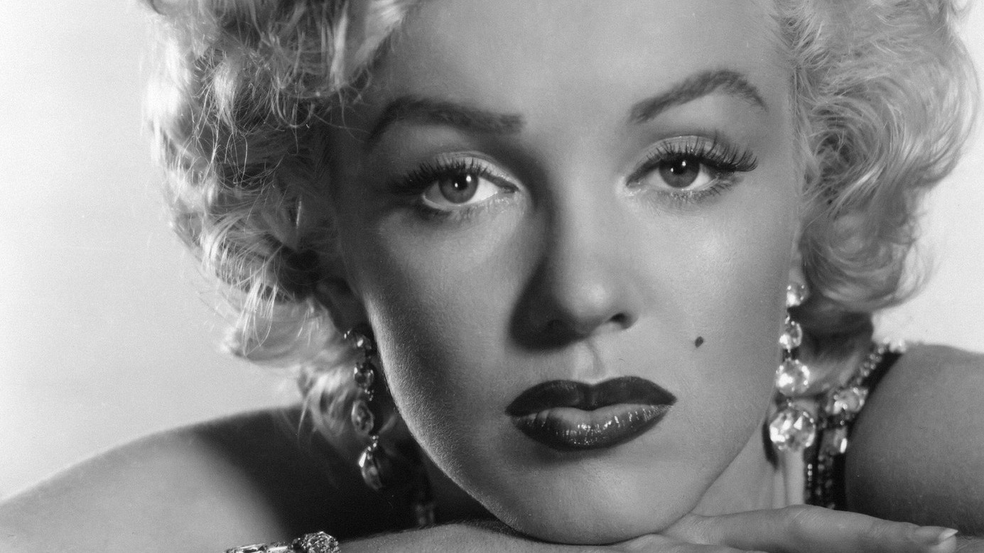 Americká filmová herečka a modelka Marilyn Monroe.
