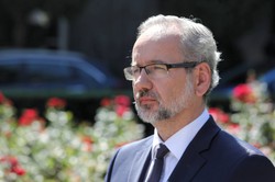 Nowa strategia rządu na walkę z koronawirusem. Przedstawił ją minister zdrowia