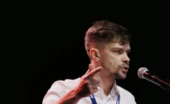 Gorąco w ministerstwie. Kołodziejczak: Rozpoczynamy tutaj strajk okupacyjny