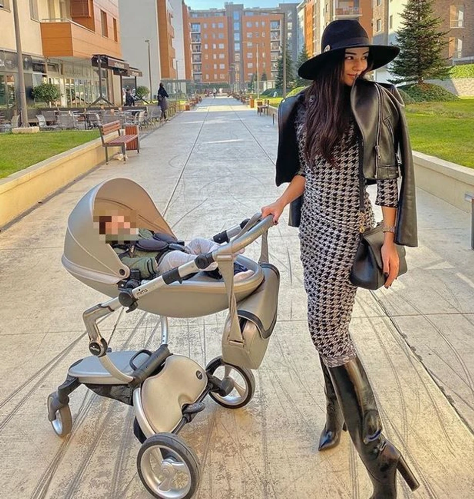 Marina Gagić sa sinom