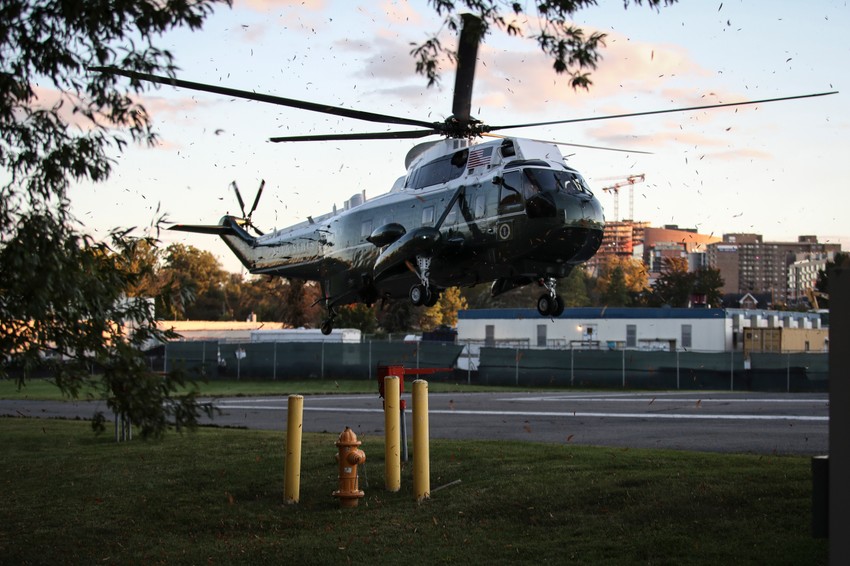 Tramp je helikopterom prevezen u vojnu bolnicu Volter Rid u Merilendu