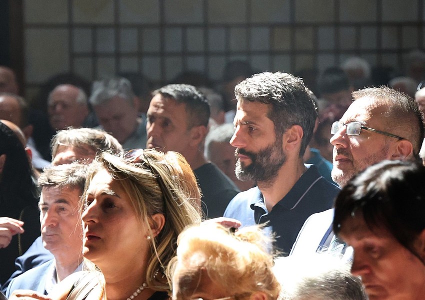 Gradonačelnik Šapić prisustvovao parastosu i položio venac u znak sećanja na žrtve "Oluje"