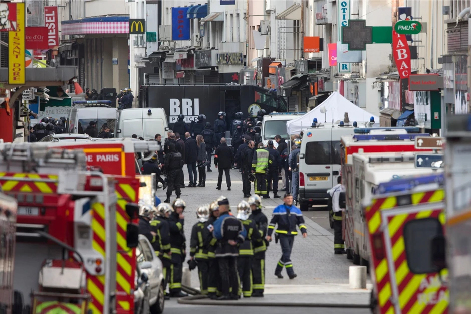 Vanredno stanje u Parizu posle napada