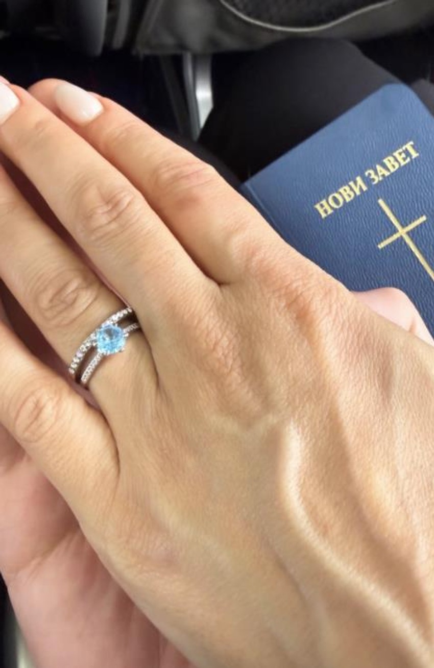 Mina Kostić, objava