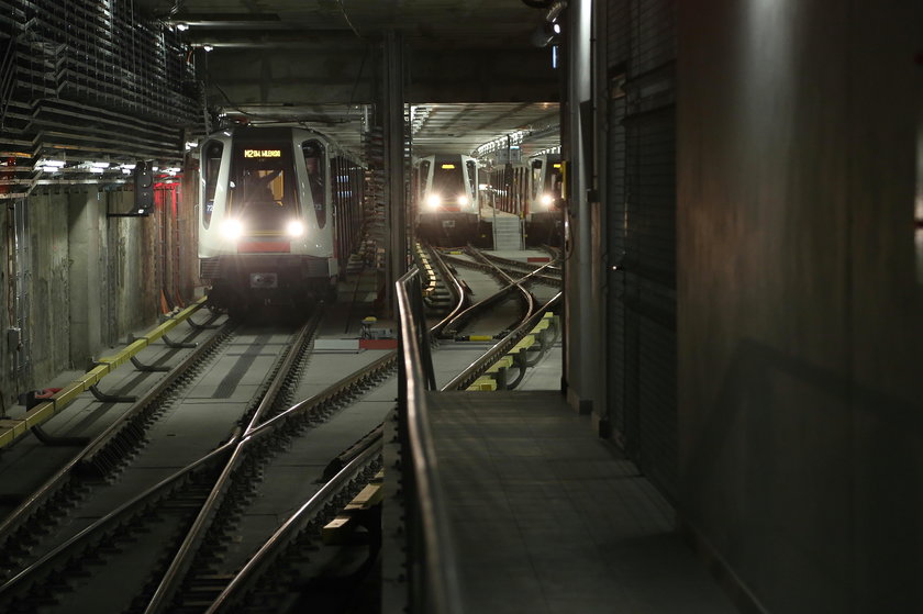 Metro musi się tłumaczyć