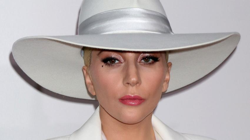Lady Gaga migrén elleni gyógyszer pfizer