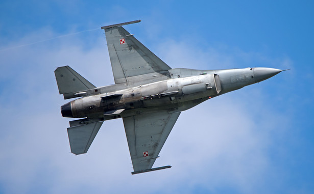 Myśliwce patrolują niebo nad Litwą. W ćwiczeniach biorą udzał polskie F-16