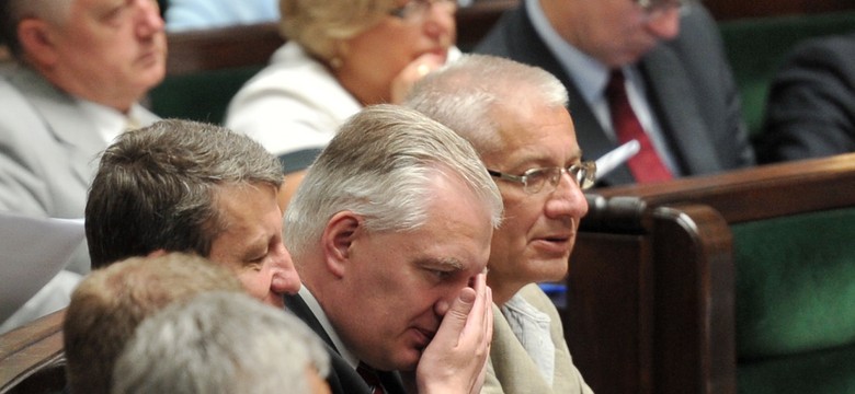 "Serce Kaczyńskiego jest otwarte". Gowin przejdzie do PiS?
