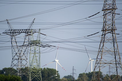 Niedziałająca klimatyzacja i stojące schody ruchome - czy upały pozbawią nas prądu?