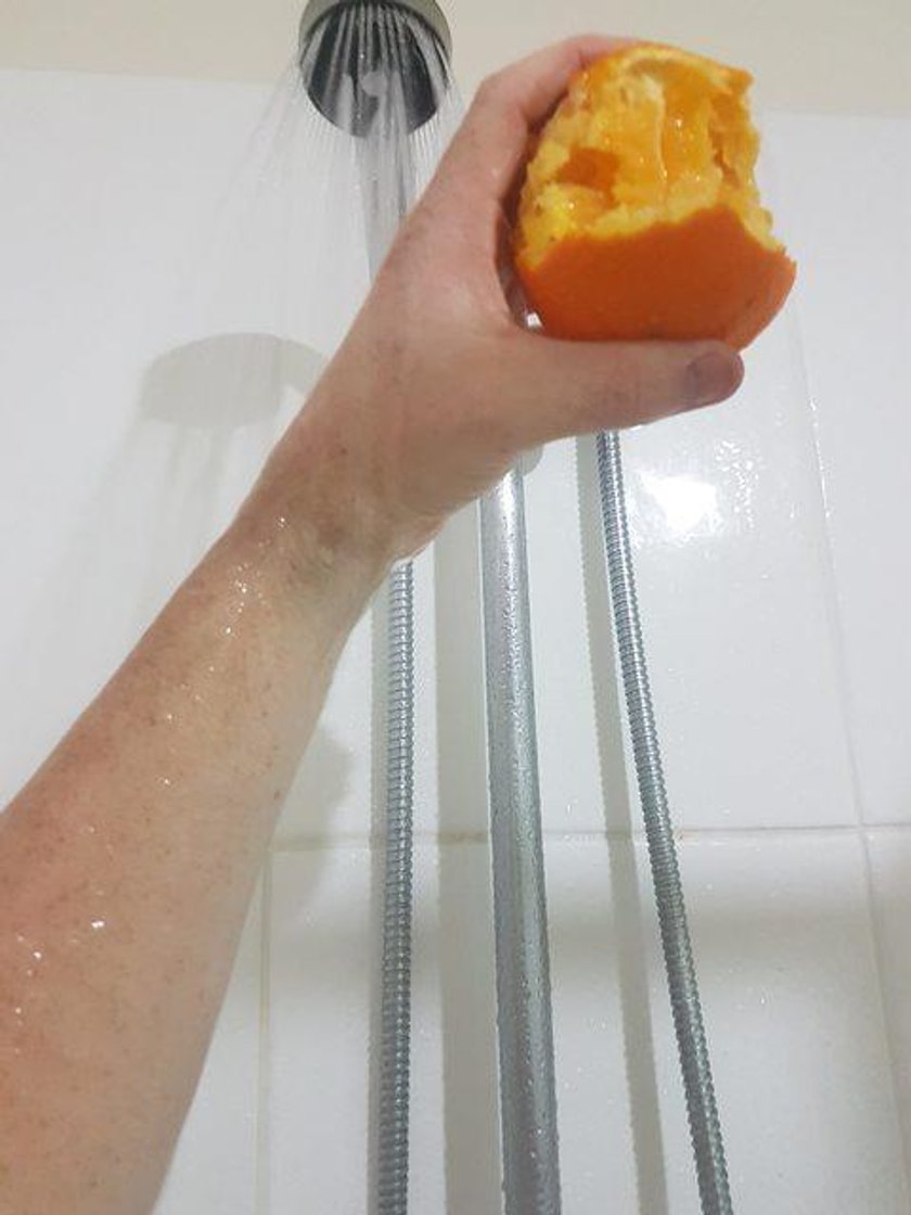 Na czym polega Shower Orange Challenge?