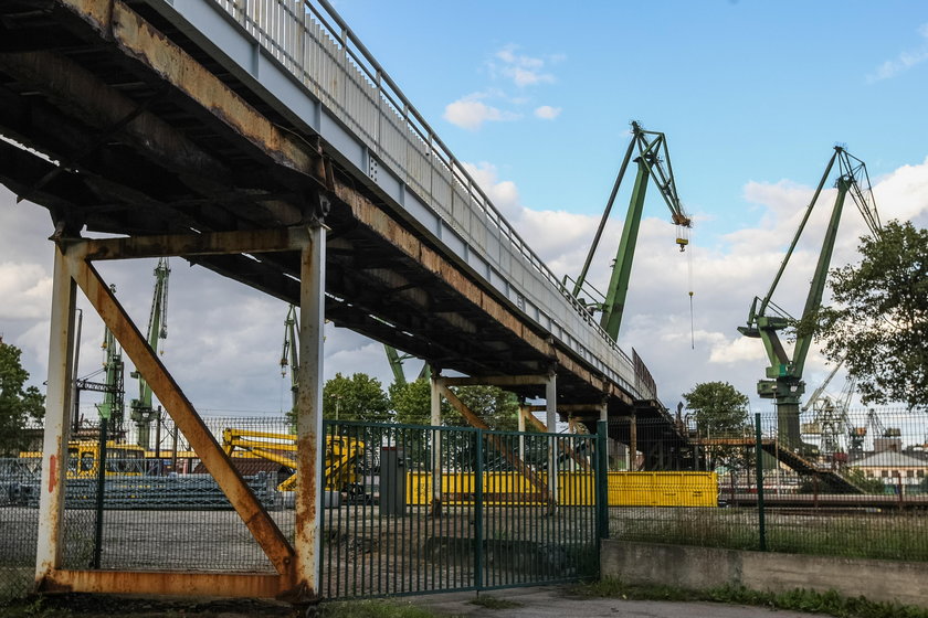 Kładka nad ul. Jana z Kolna 