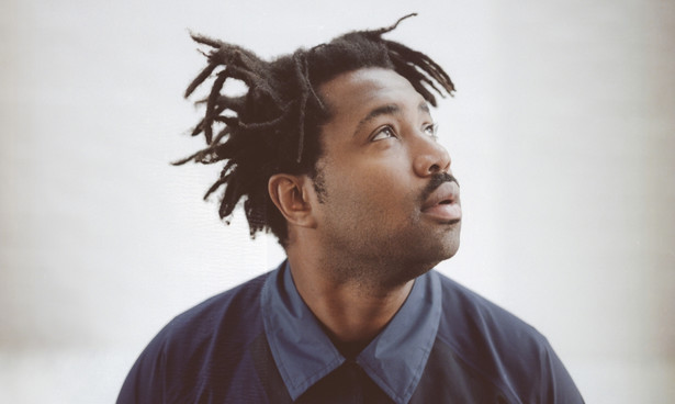 Sampha zapowiada debiutancką płytę pięknym "(No One Knows Me) Like The Piano". Posłuchaj