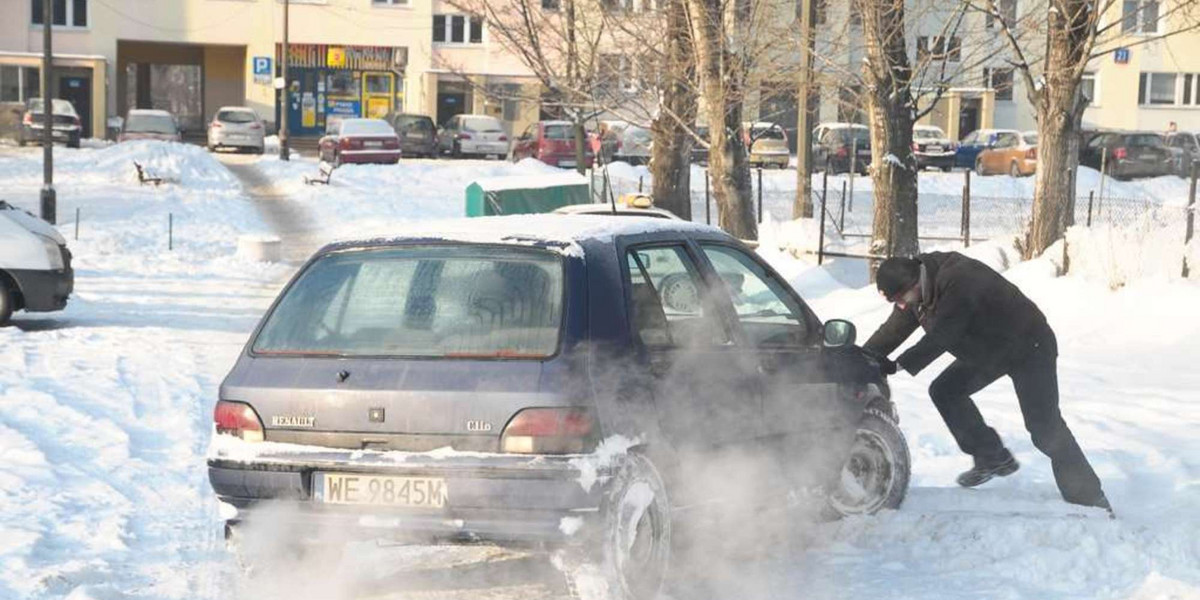 zaspa, zima, auto, samochód,