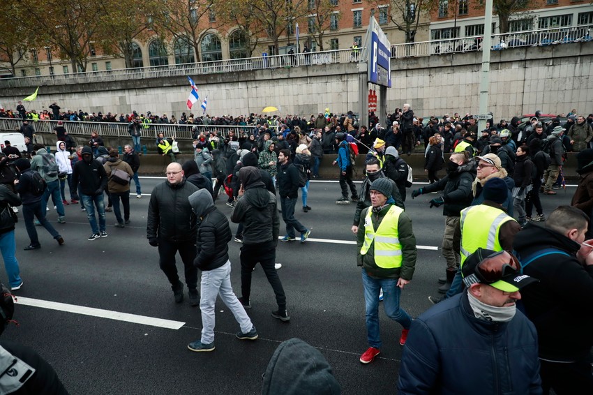 Žuti prsluci protest