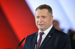 przemysław czarnek wyszedł na hipokrytę. europoseł psl zdemaskował kandydata pis na premiera