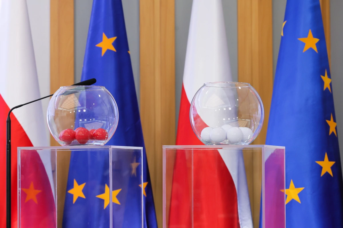  Eurowybory 2024. W PKW wylosowano numery list komitetów wyborczych