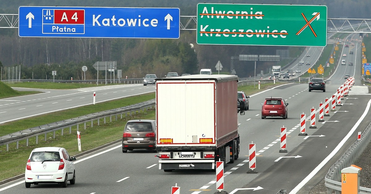 Las autopistas libres no son sostenibles.  Mira que caros son