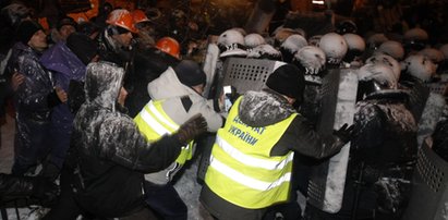 Walki w Kijowie. Milicja zepchnęła demonstrantów