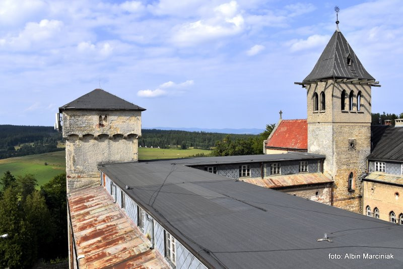 Zamek Leśna Skała w Szczytnej - jeden z najmłodszych zamków w Polsce