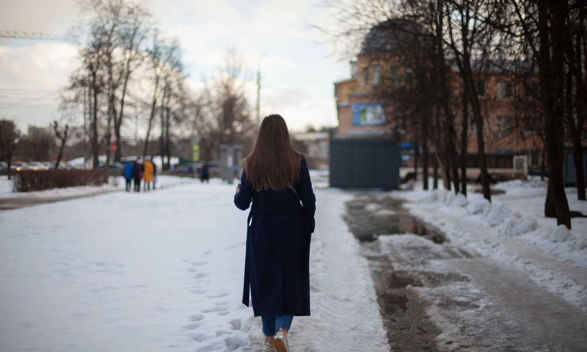To hit na zimne dni. Nie zmarzniesz choćby w cienkim płaszczu
