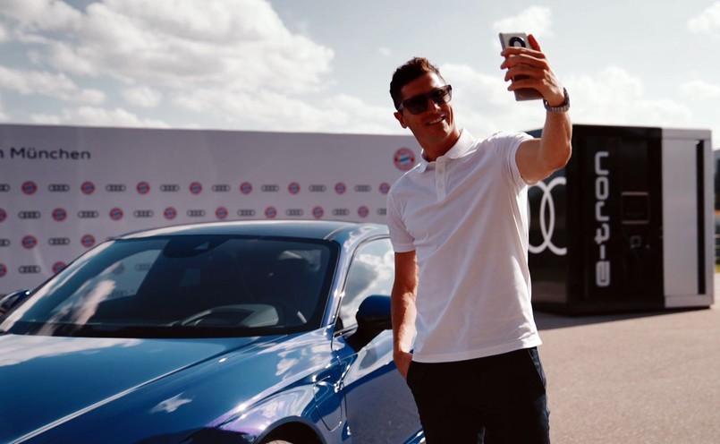 Robert Lewandowski ma nowy samochód. To elektryczne Audi