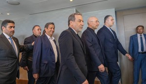 Abas Aragči i delegacija Irana na pregovorima u Obergenu u Švajcarskoj 21. juna