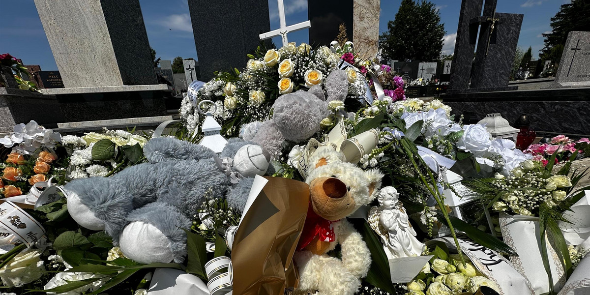 Grób trzyletniego dziecka, które tragicznie zmarło w żłobku w Rzeszowie.