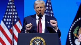 Prezydent USA faworytem do zdobycia Pokojowej Nagrody FIFA. Donald Trump dostanie ją po "znajomości"