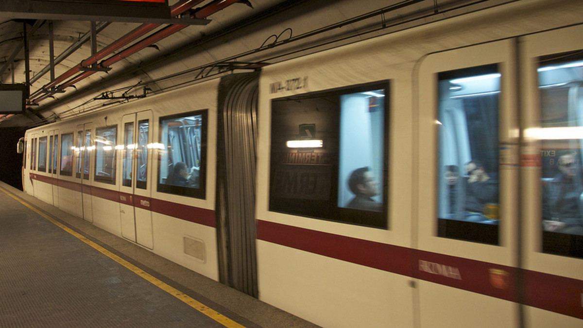 Wczoraj wieczorem rozpoczął się strajk pracowników stołecznego metra. Przed północą stanęły wszystkie pociągi metra kursujące na czterech liniach aglomeracji lizbońskiej.