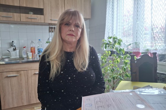 (VIDEO) "MOJ SIN JE ŽIV I DAT JE NEKOME!" Potresna ispovest Dragice koja već pune 4 decenije traga za svojom detetom: "I samo nek je živ, ali da zna ima i sestre i familiju..."