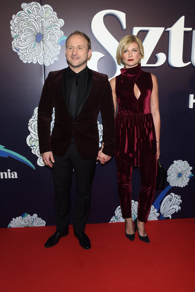 Borys Szyc i Justyna Jeger-Nagłowska na premierze filmu "Sztuka kochania"