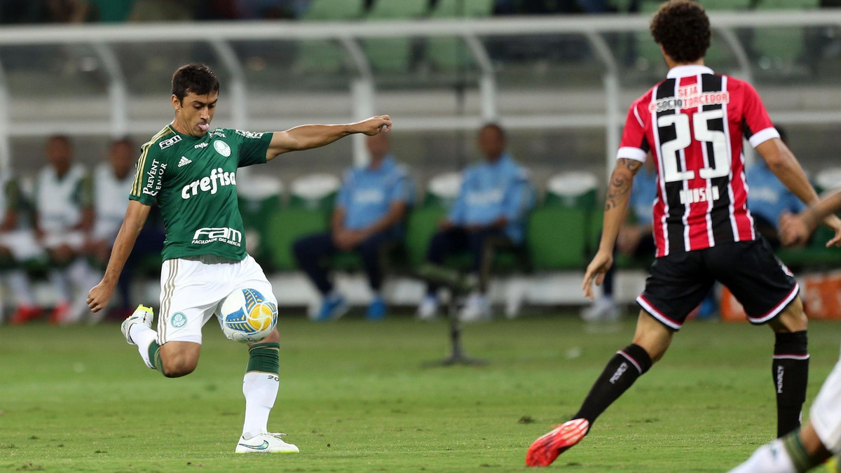 Dwa z największych klubów z Sao Paulo - Palmeiras i Santos - przeżyły w niedzielę wielkie rozczarowanie. Na ich meczach mistrzostw stanu Sao Paulo (Campeonato Paulista - największe stanowe mistrzostwa w Brazylii) pojawiło się zaskakująco mało fanów.