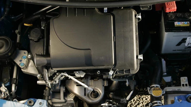 Silniki stosowane w Toyotach (jak ten 1.0) to w większości konstrukcje własne koncernu.