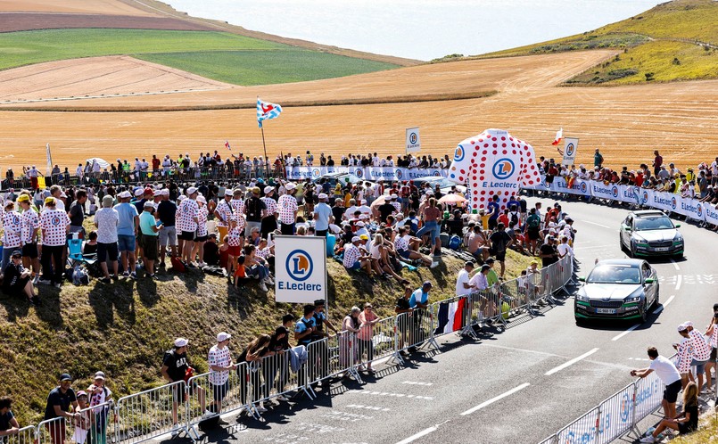 Skoda napędza kobiecą edycję Tour de France